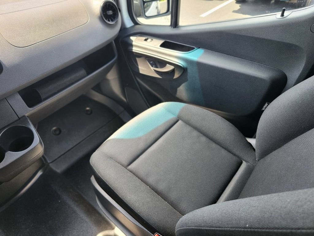 Used 2024 Mercedes-Benz Sprinter 2500 image 15