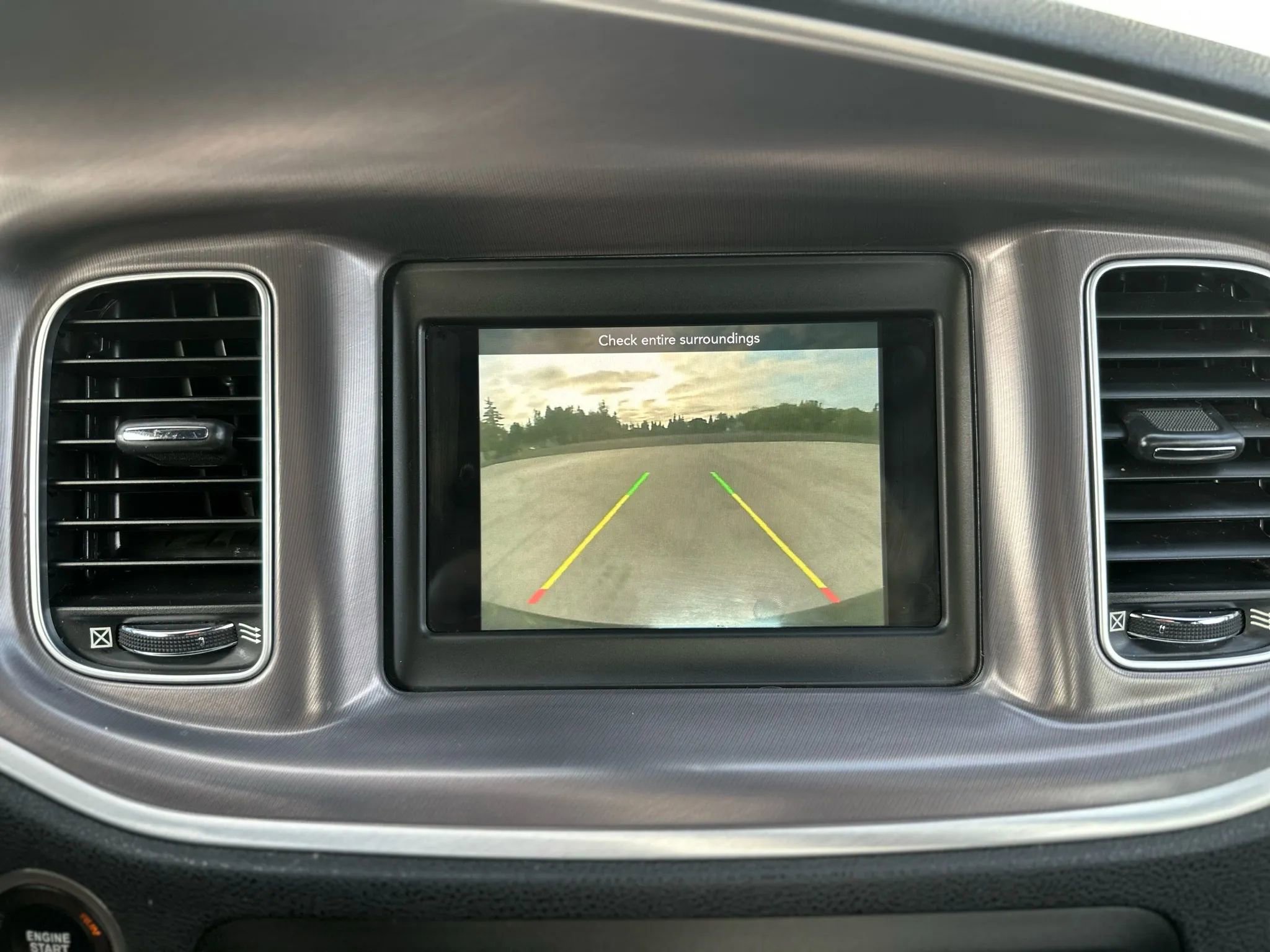 Used 2020 Dodge Charger SXT w/ Leather Interior Group image 17