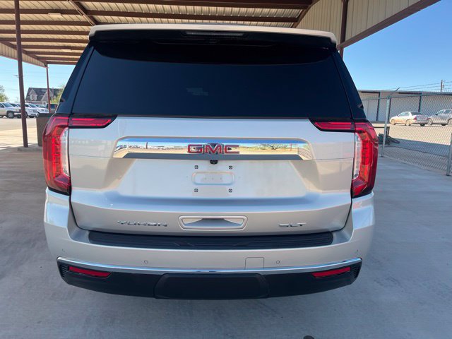 Used 2023 GMC Yukon SLT w/ SLT Premium Package AWD/4WD image 6