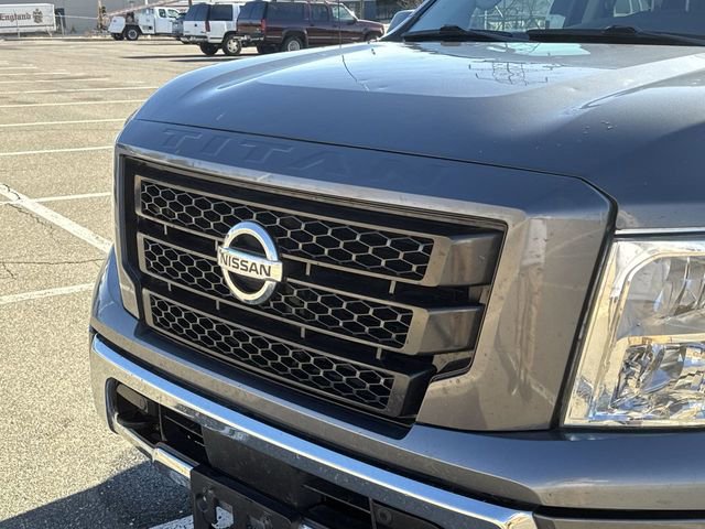 Used 2020 Nissan Titan SV w/ SV Convenience Package image 27