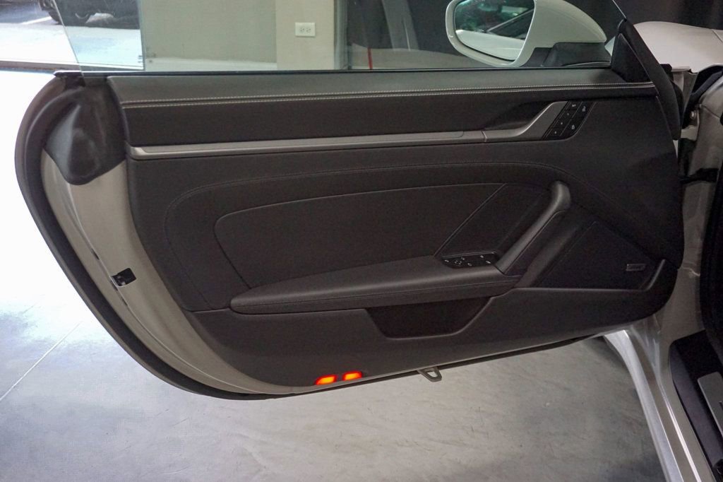 Used 2024 Porsche 911 Coupe image 19