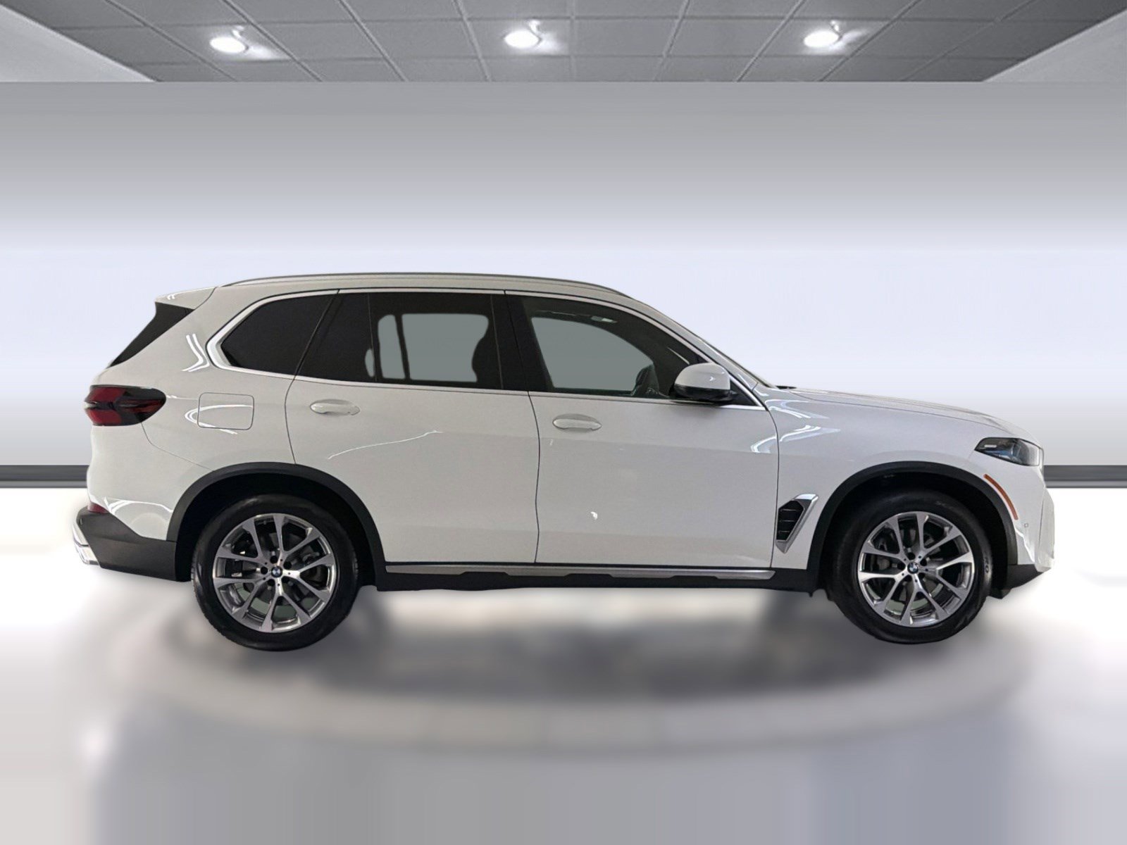 Used 2026 BMW X5 sDrive40i w/ Premium Package image 7