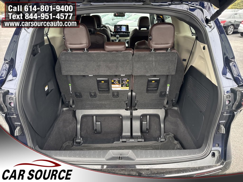 Used 2022 Toyota Sienna Platinum image 30