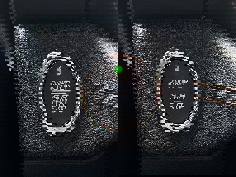 Used 2023 Ford F150 Lightning Lariat image 52