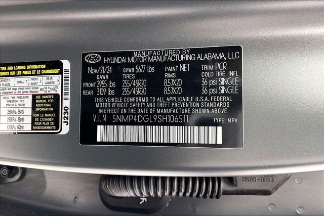 Used 2025 Hyundai Santa Fe Limited image 34