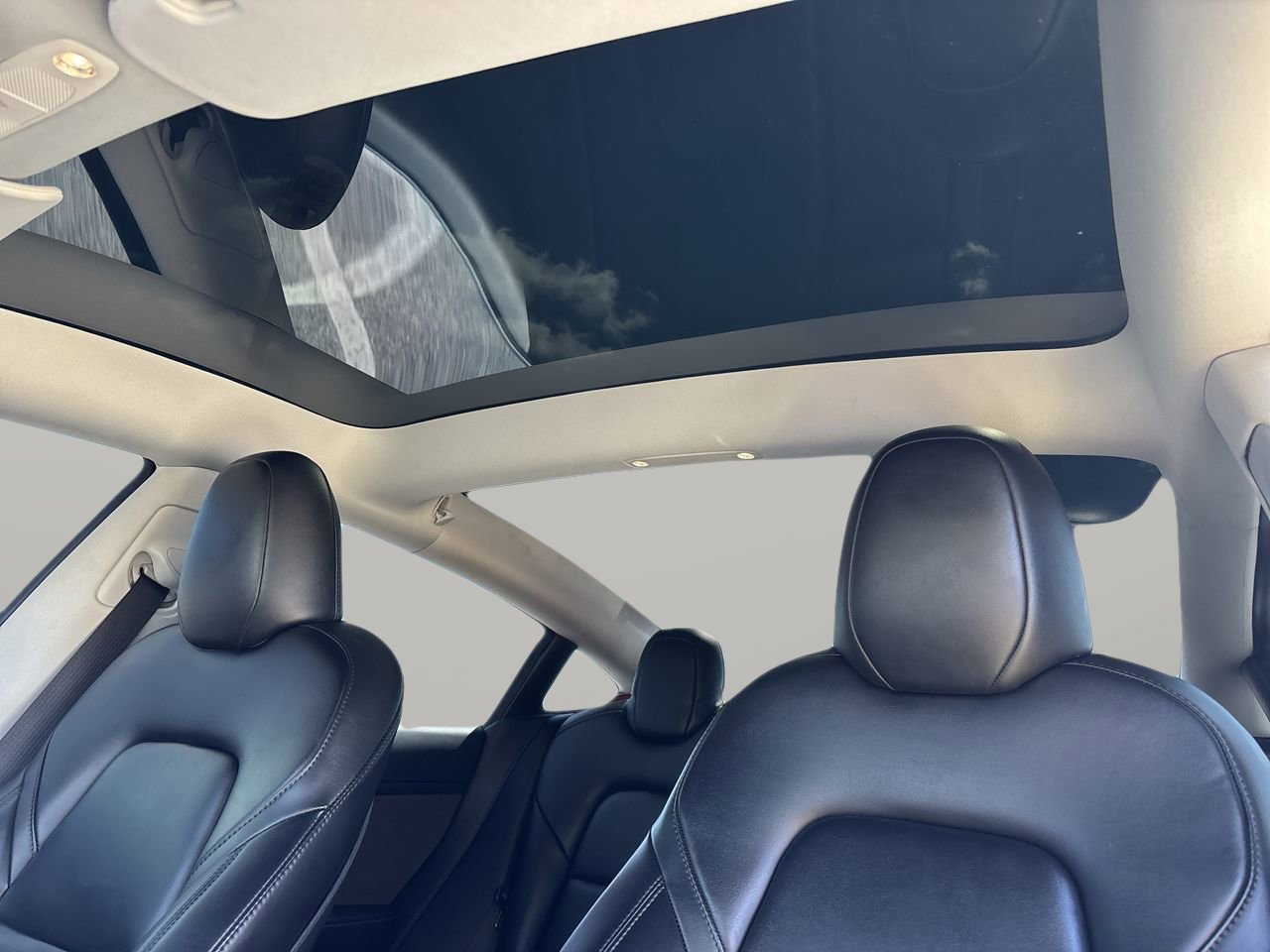 Used 2023 Tesla Model 3 Performance image 20