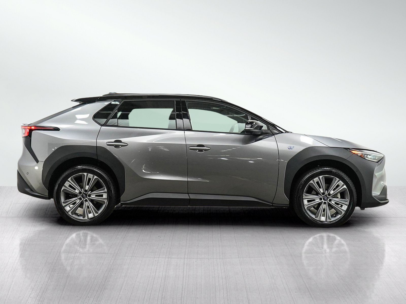 Used 2023 Subaru Solterra AWD image 6