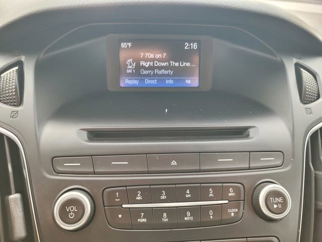 Used 2015 Ford Focus SE w/ Equipment Group 201A image 22