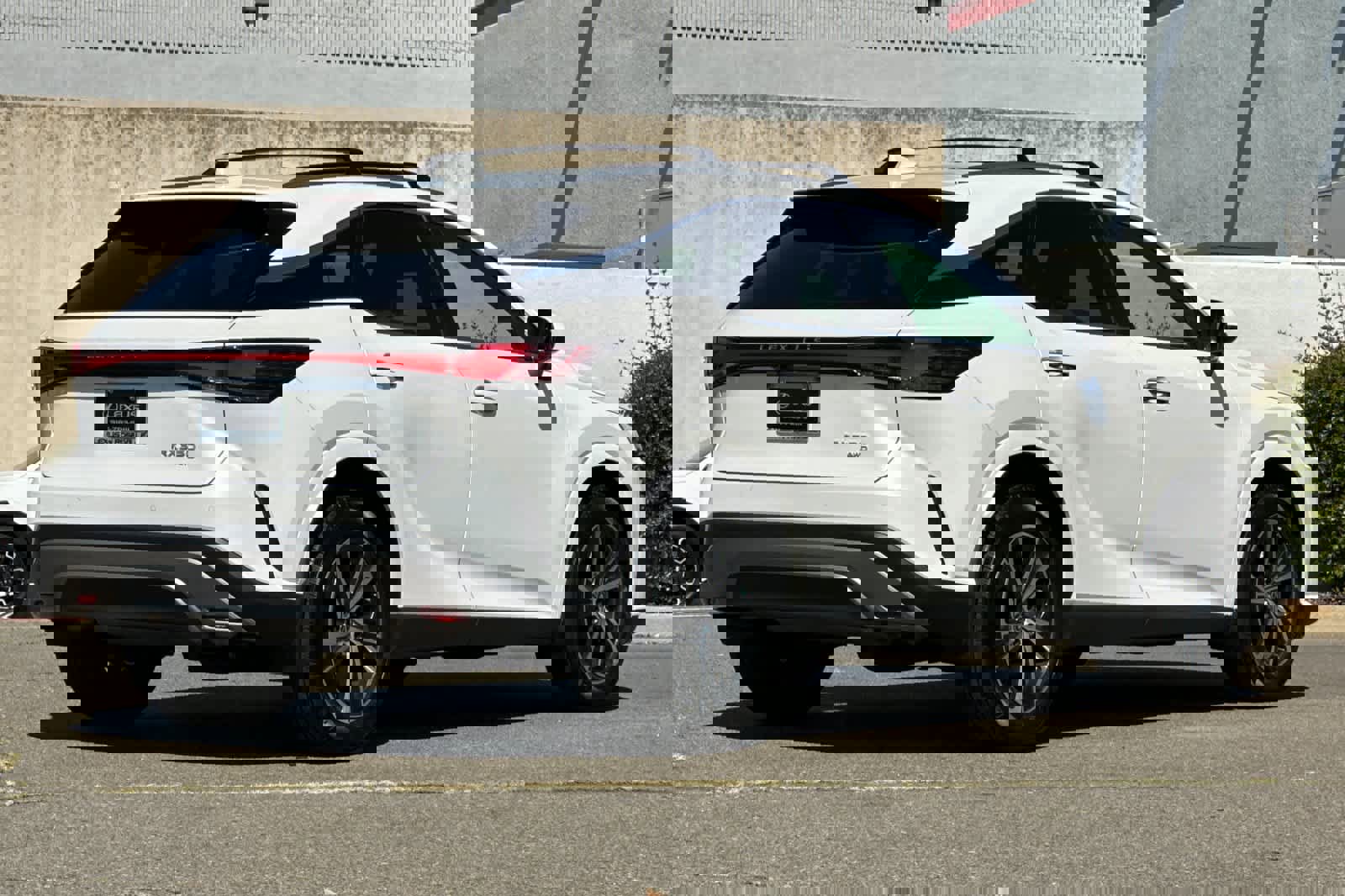 Used 2024 Lexus RX 350 Premium w/ Accessory Package (Z1) image 2