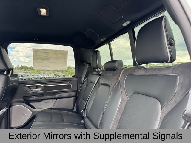 New 2026 RAM 1500 Laramie AWD/4WD image 18