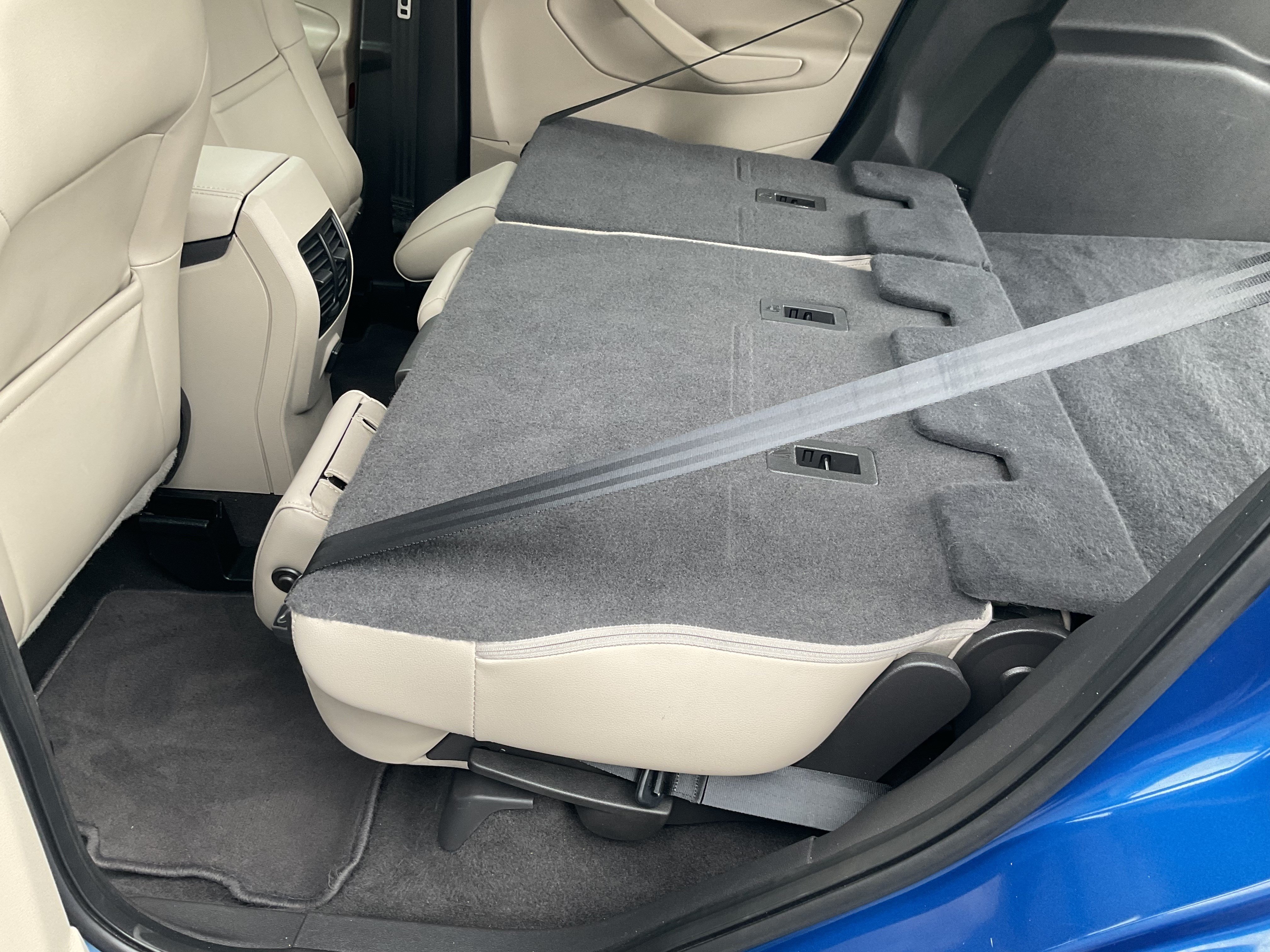 Used 2019 Ford Escape SEL AWD/4WD image 36