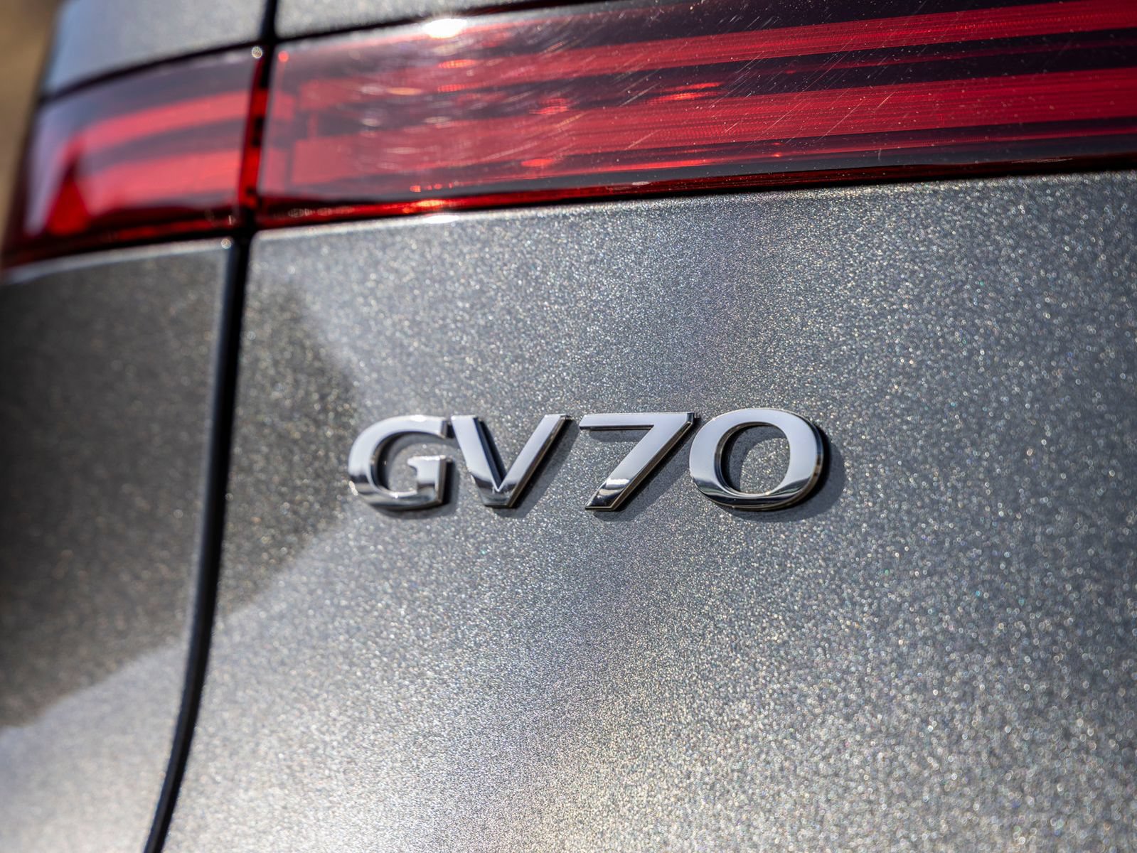 Used 2025 Genesis Electrified GV70 w/ Prestige Package AWD/4WD image 11