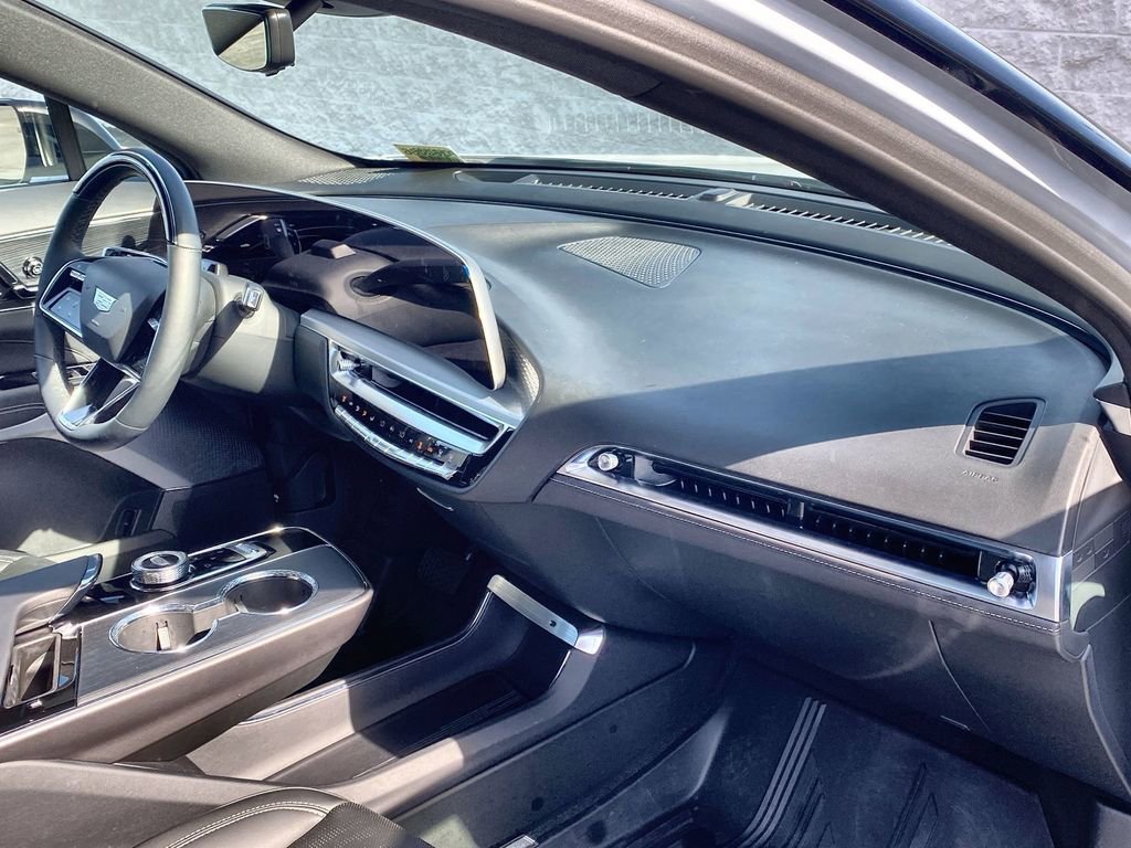 Certified 2026 Cadillac Lyriq Premium Sport w/ LPO, Floor Liner Package image 26