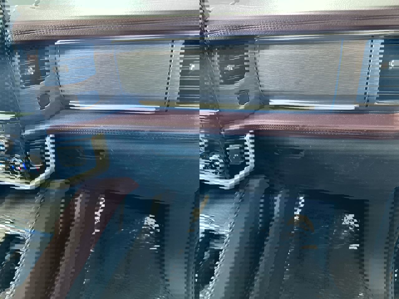 Used 2024 Ford Expedition Max Limited image 32