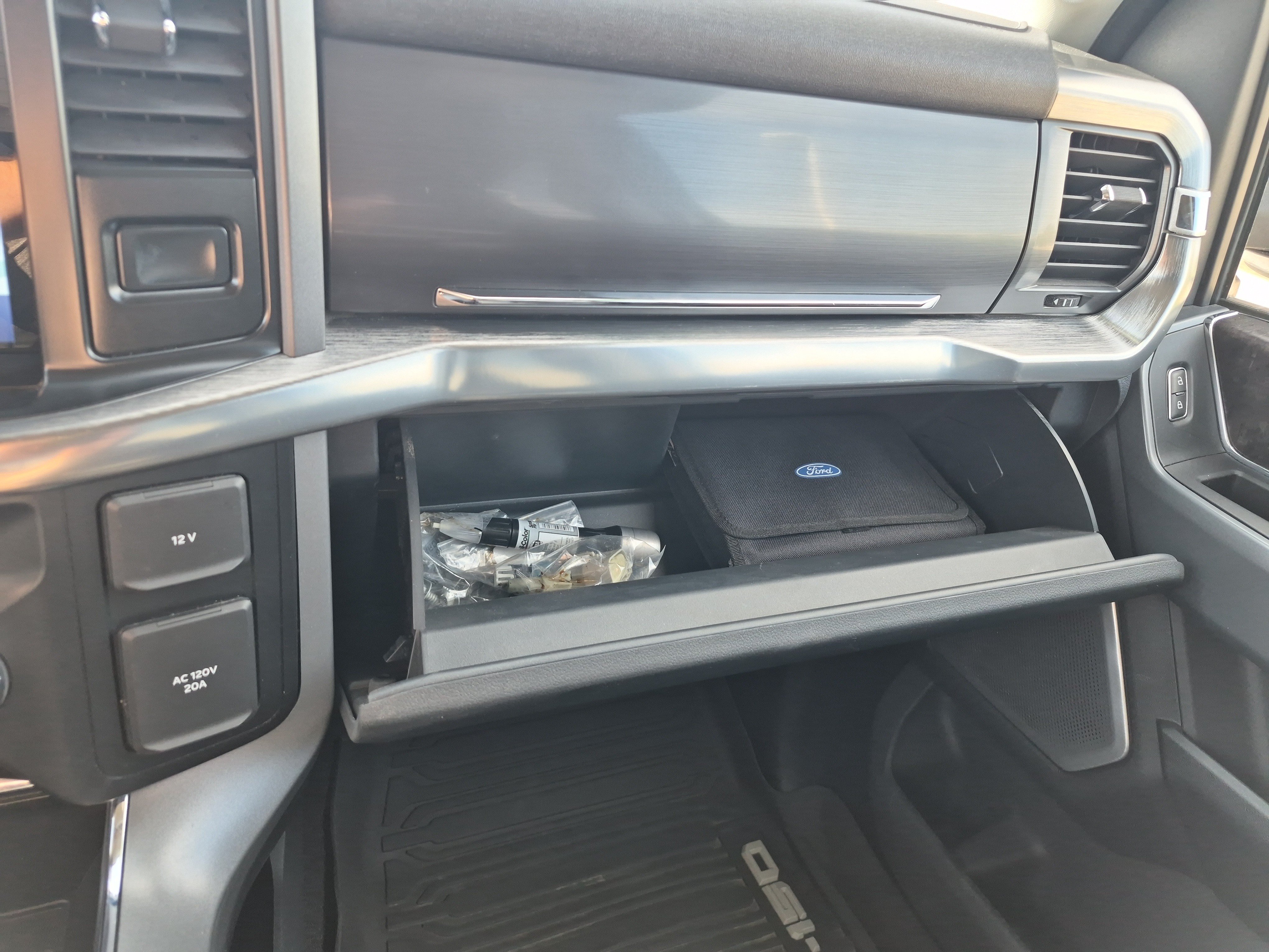 Used 2021 Ford F150 Lariat w/ Equipment Group 502A High AWD/4WD image 27