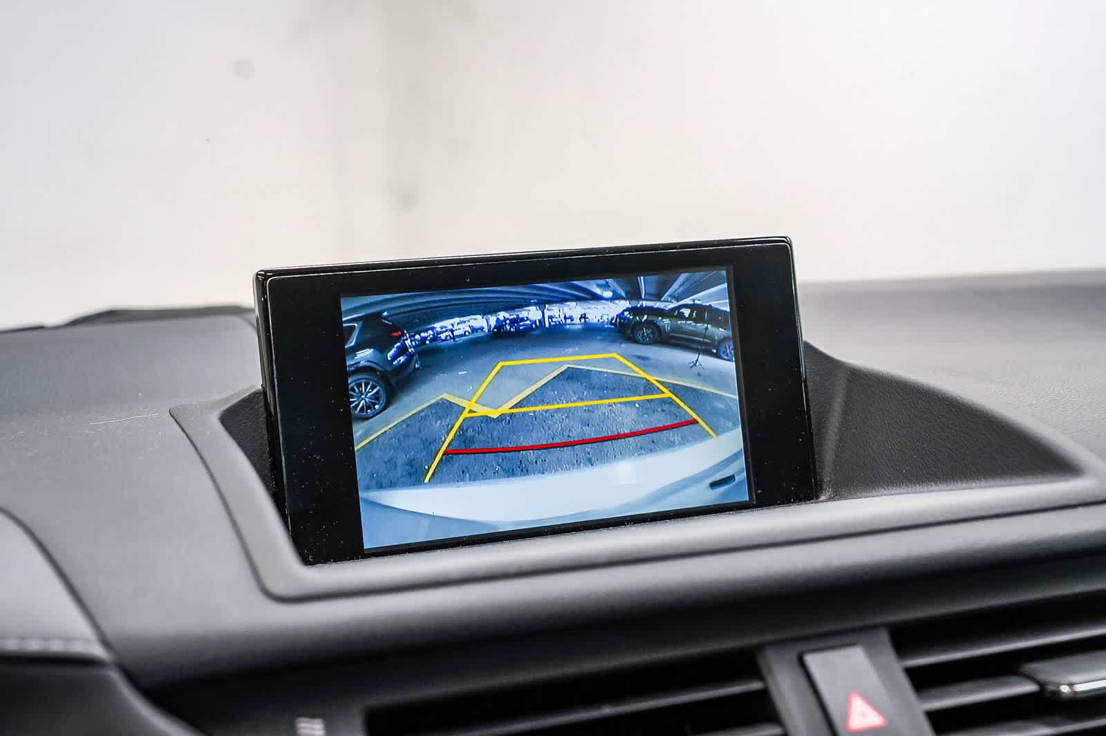 Used 2015 Lexus CT 200h w/ Navigation Package FWD image 26