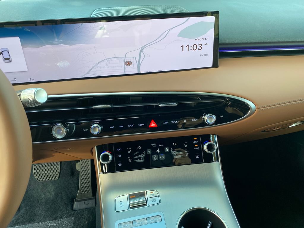 New 2026 Genesis GV70 2.5T Advanced image 16