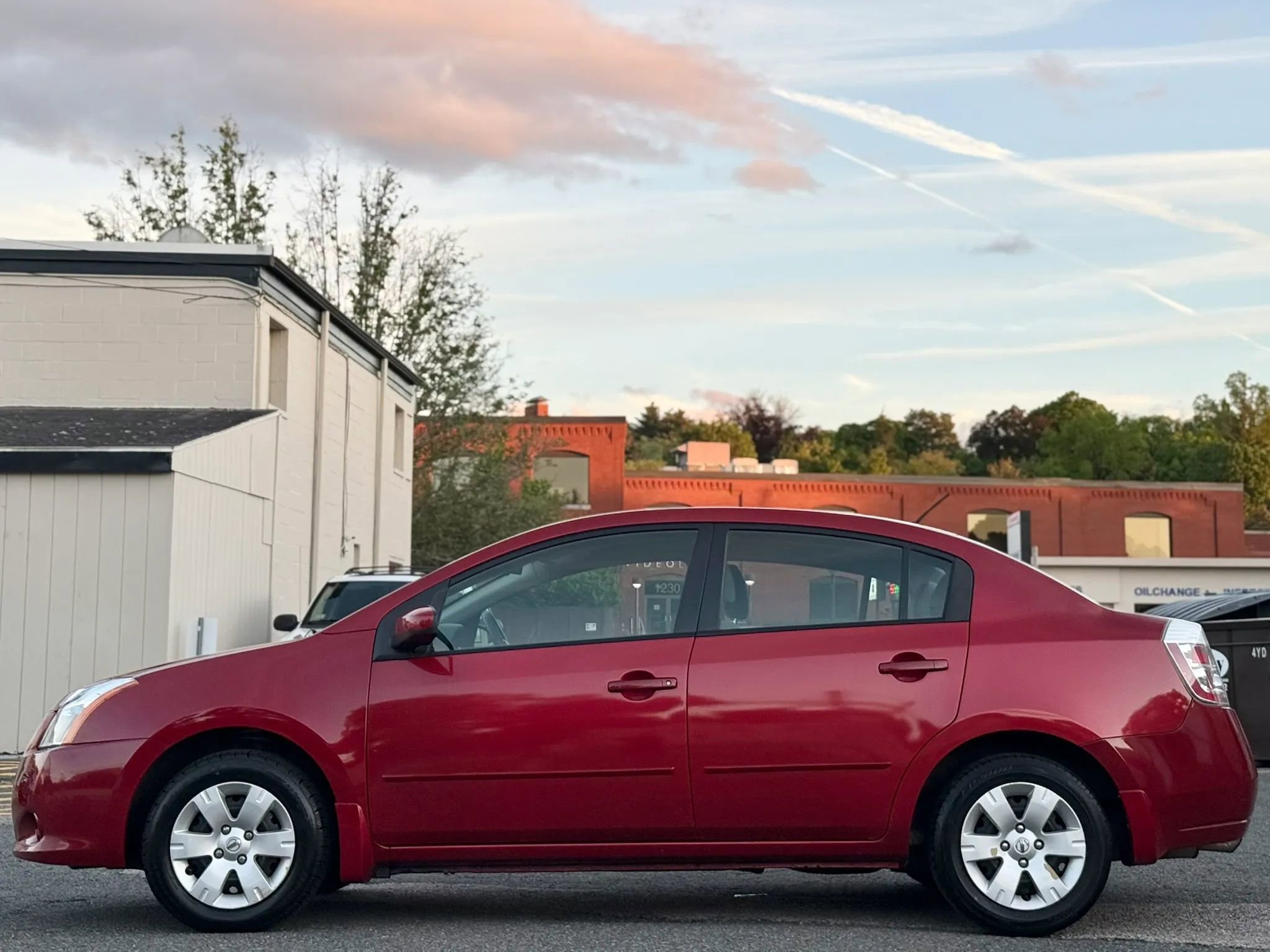 Used 2010 Nissan Sentra 2.0 FWD image 8