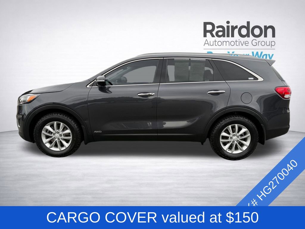 Used 2017 Kia Sorento LX w/ LX Convenience Package image 4