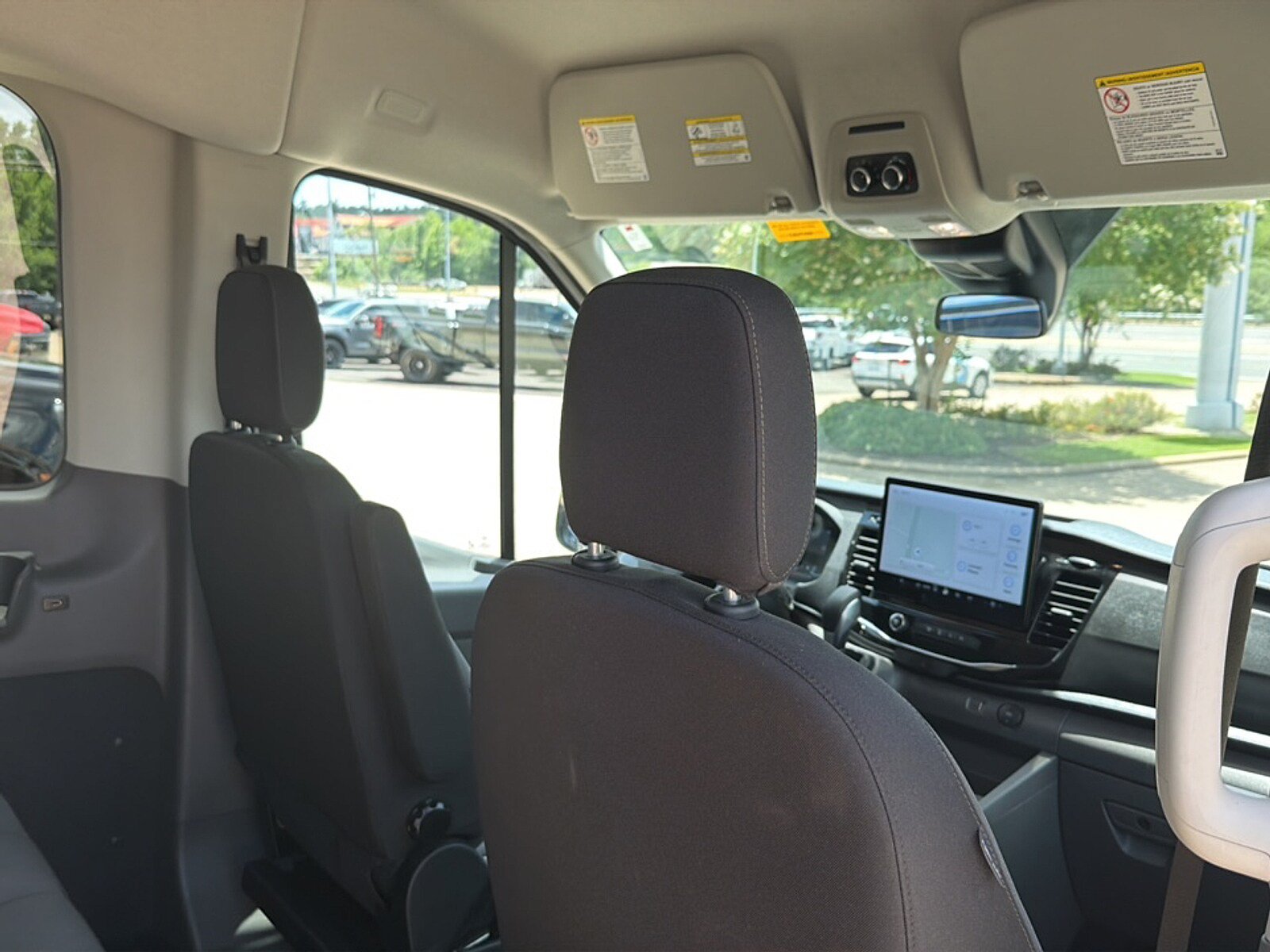 Used 2025 Ford Transit 350 XLT RWD image 12