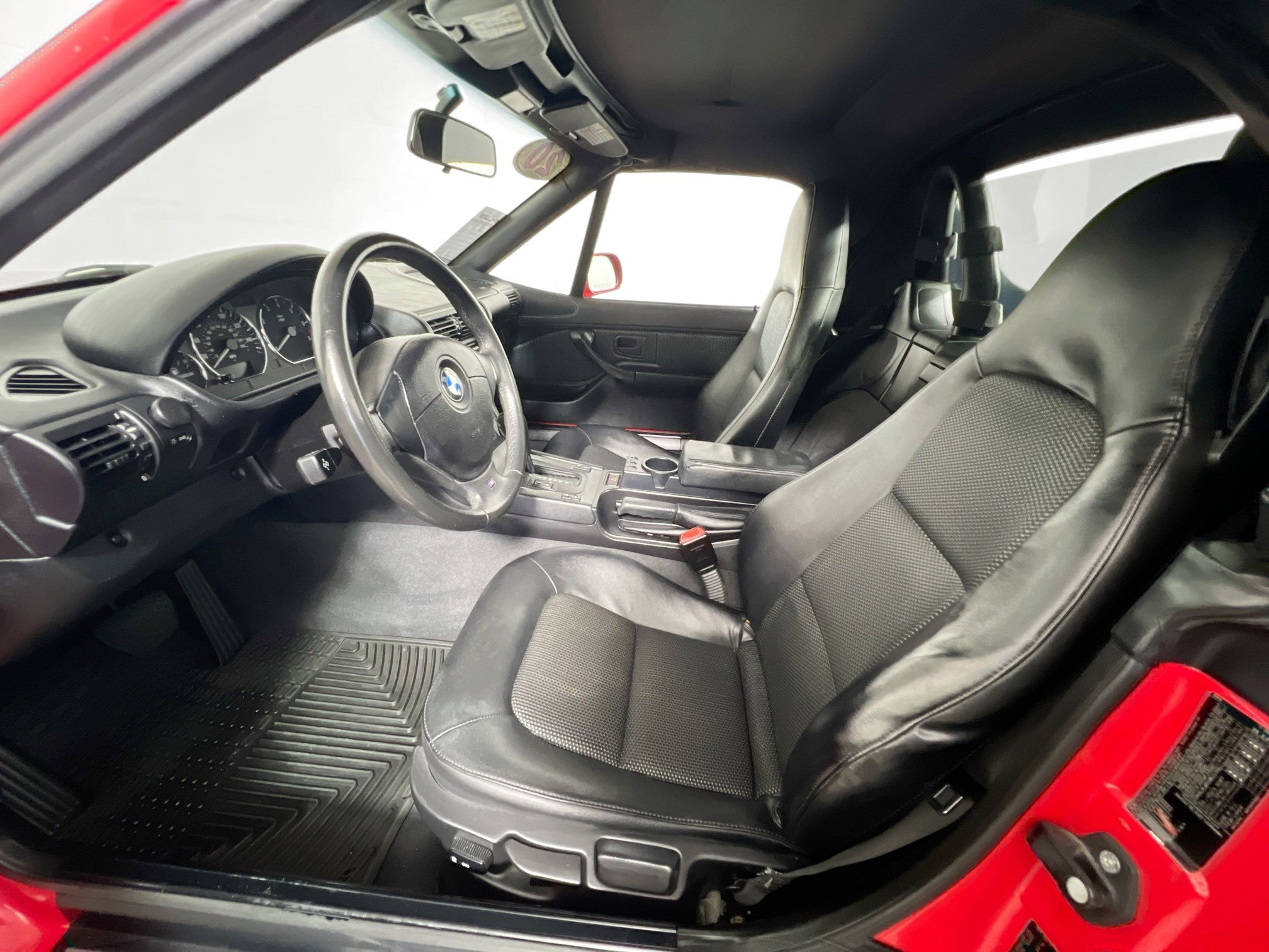 Used 2000 BMW Z3 2.5i image 14