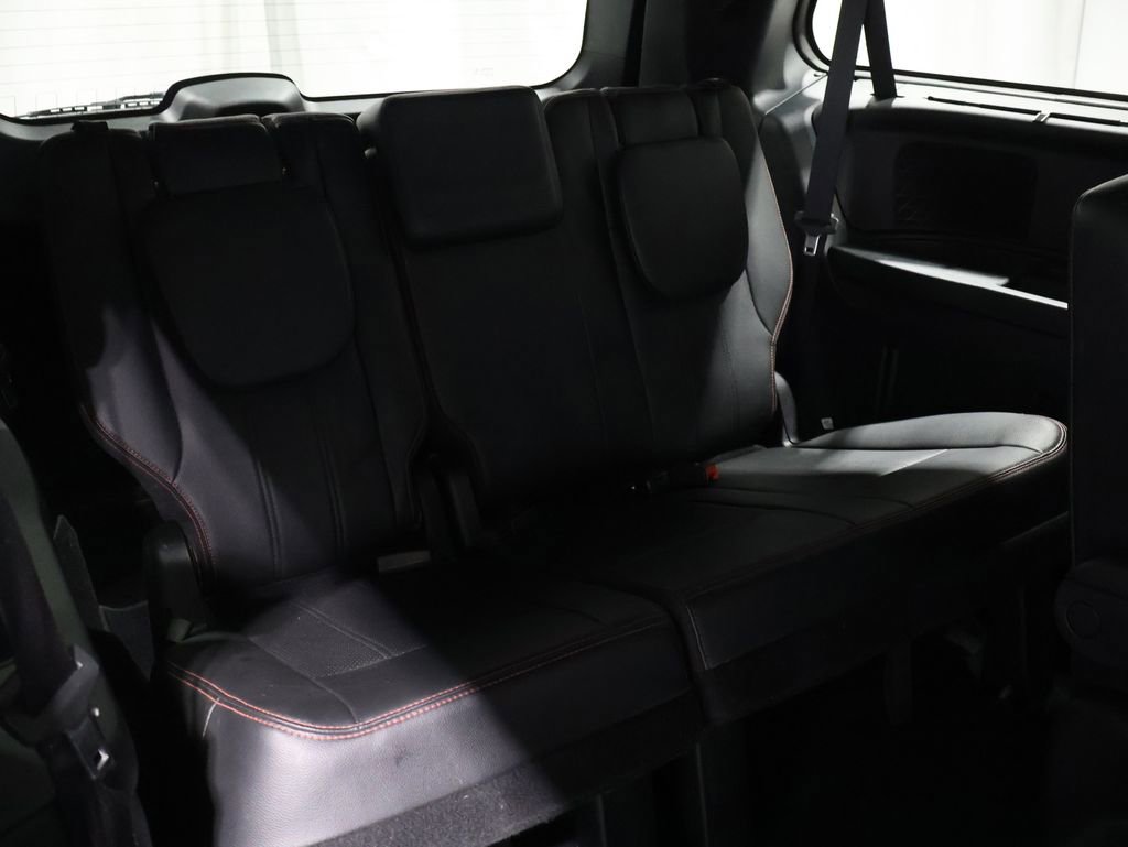 Used 2017 Dodge Grand Caravan GT image 20