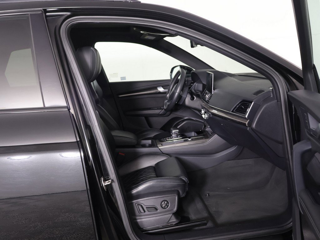 Used 2023 Audi SQ5 Premium Plus w/ Premium Plus Package image 31