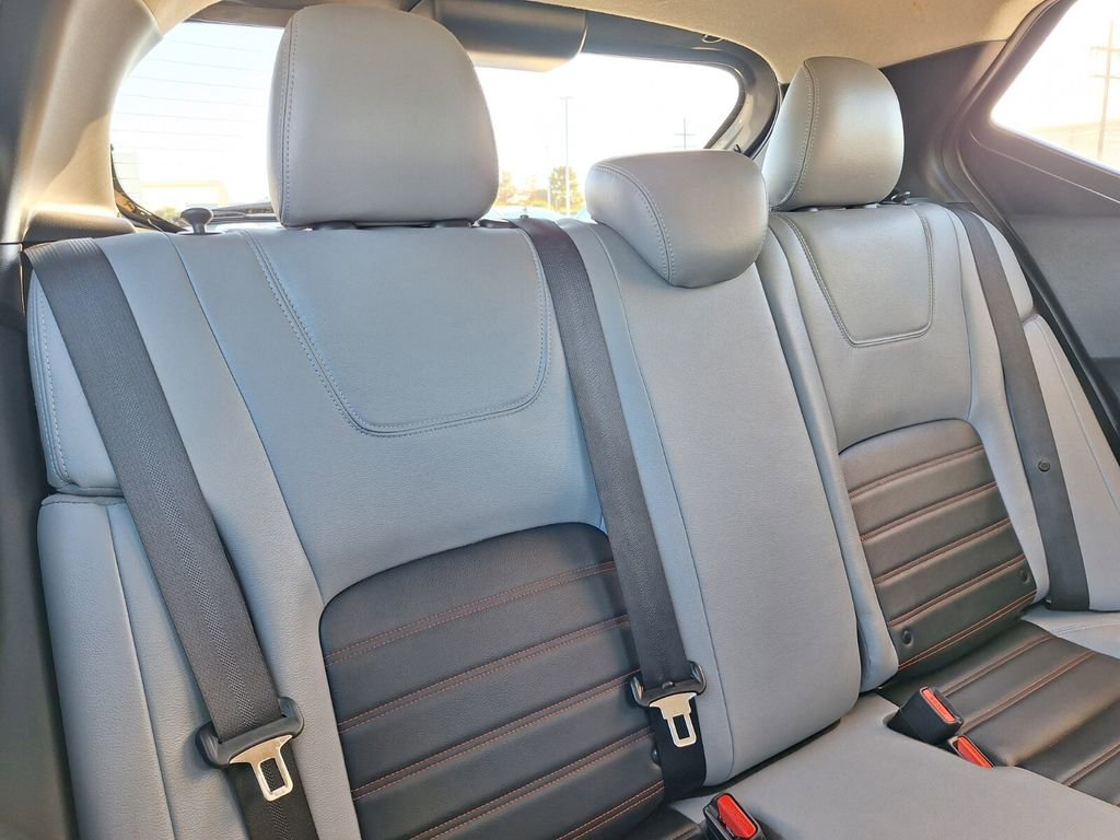 Used 2024 Nissan Kicks SR w/ SR Premium Package image 27