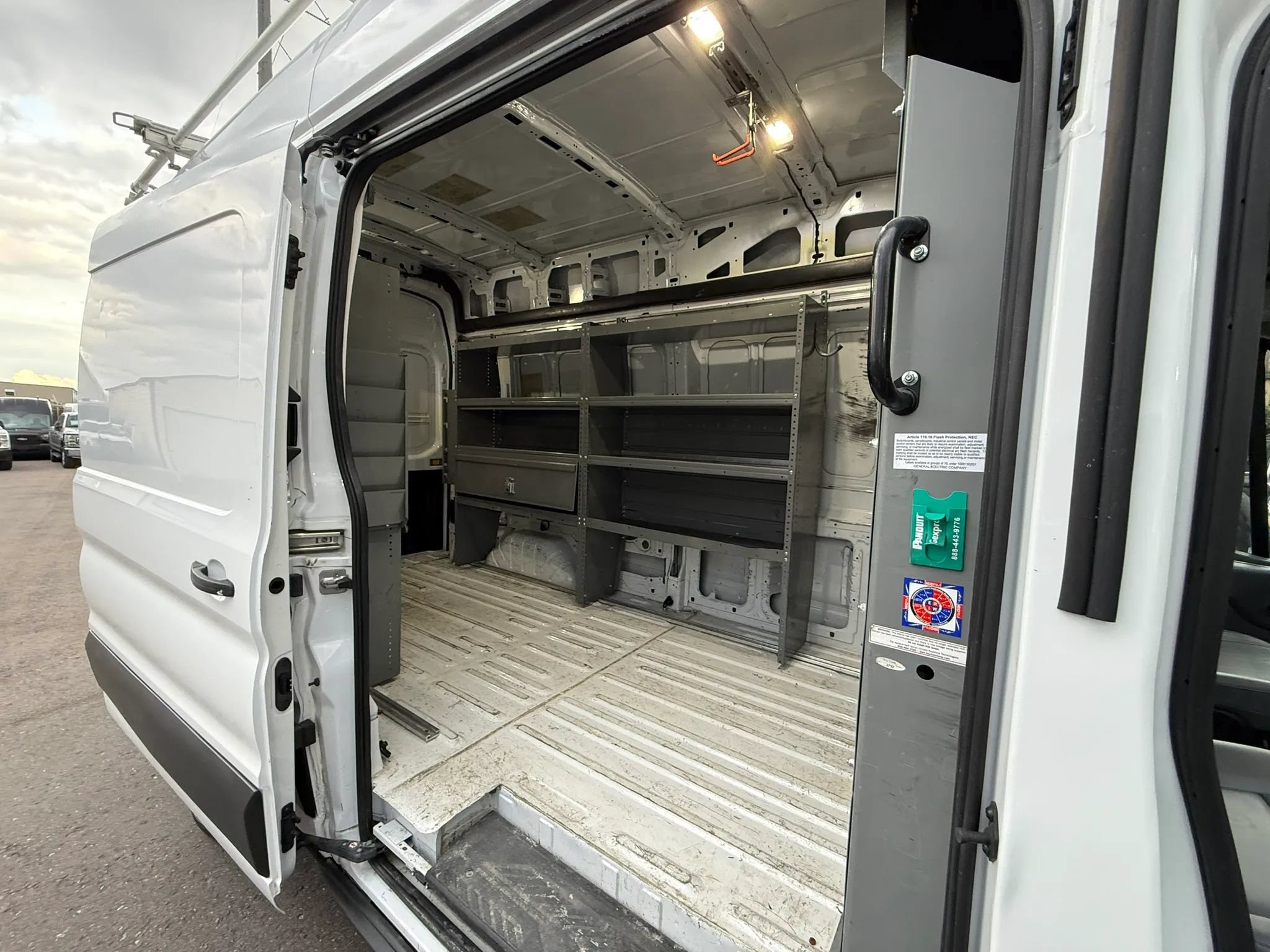 Used 2018 Ford Transit 350 148 High Roof RWD image 19