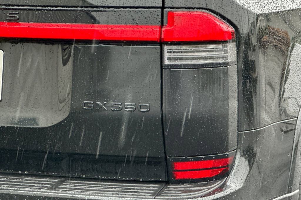 Used 2025 Lexus GX 550 w/ Cold Area Package image 27