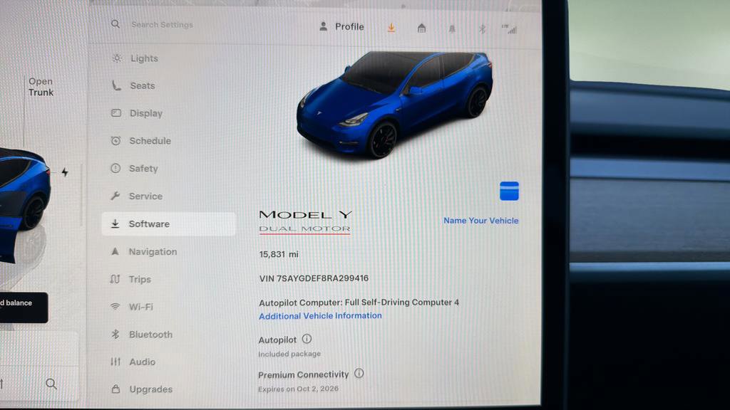 Used 2024 Tesla Model Y Performance image 10