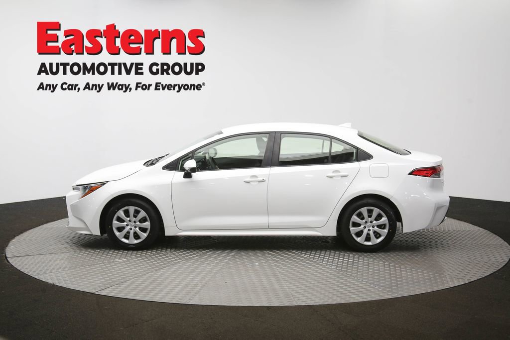 Used 2022 Toyota Corolla LE image 59