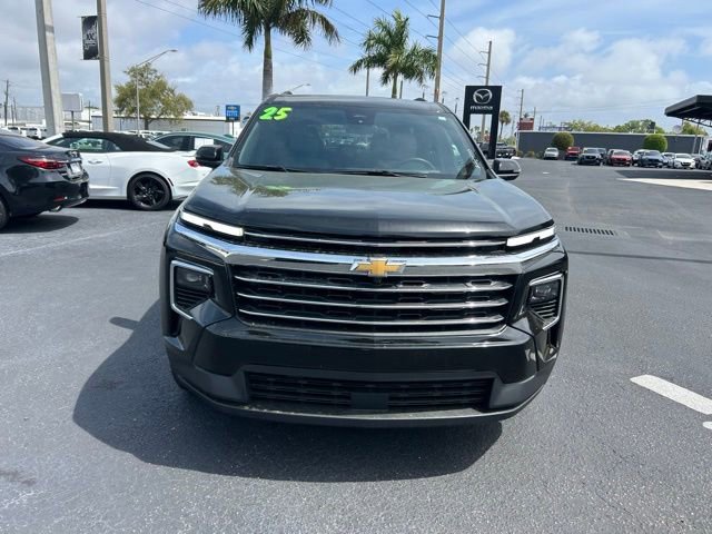 Used 2025 Chevrolet Traverse LT video 2