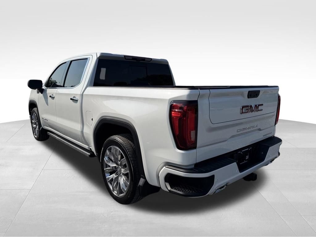 Used 2025 GMC Sierra 1500 Denali w/ Denali Reserve Package AWD/4WD image 17