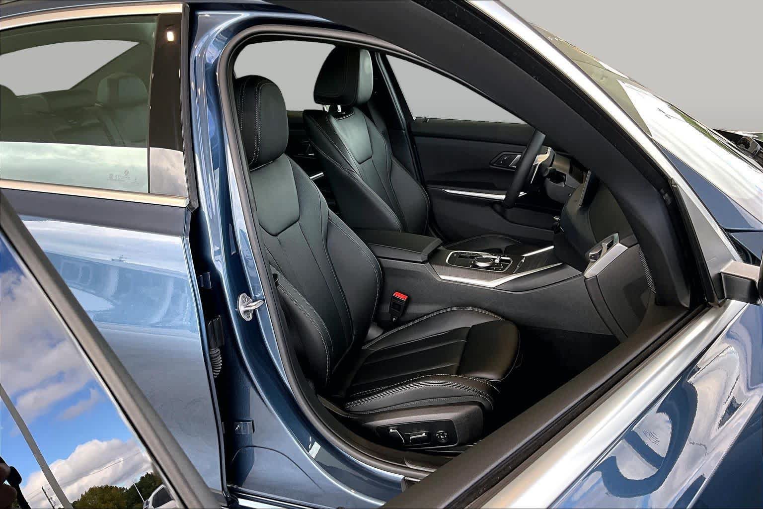 Used 2026 BMW 330i Sedan RWD image 8