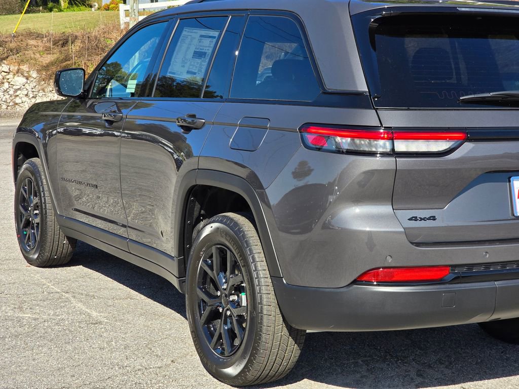 New 2025 Jeep Grand Cherokee Altitude image 41