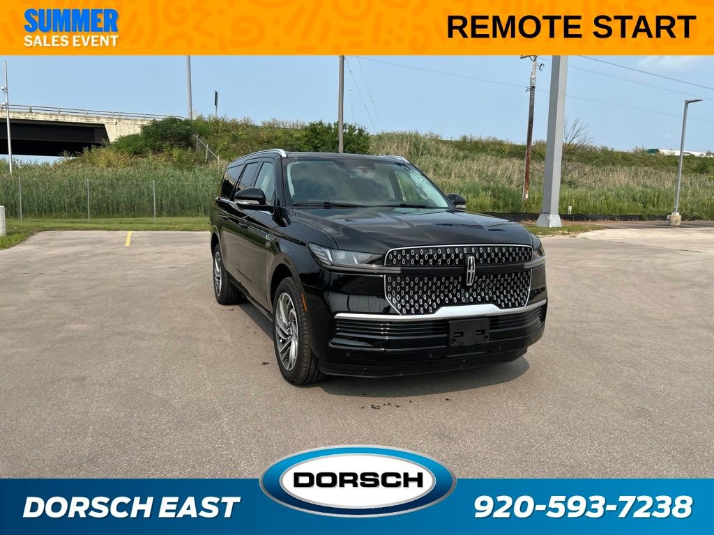 Used 2026 Lincoln Navigator L Reserve AWD/4WD image 3