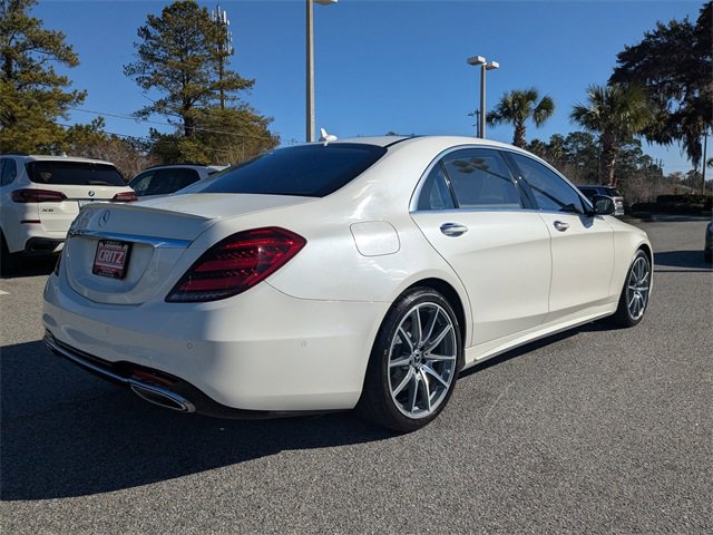 Used 2019 Mercedes-Benz S 560 Sedan image 4