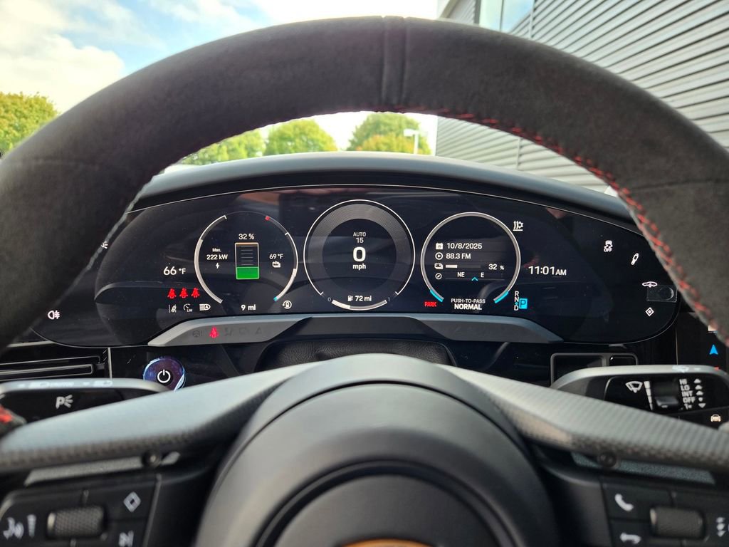 New 2026 Porsche Taycan GTS AWD/4WD image 25
