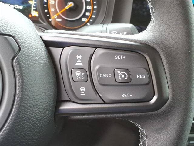New 2025 Jeep Gladiator Sport AWD/4WD image 21