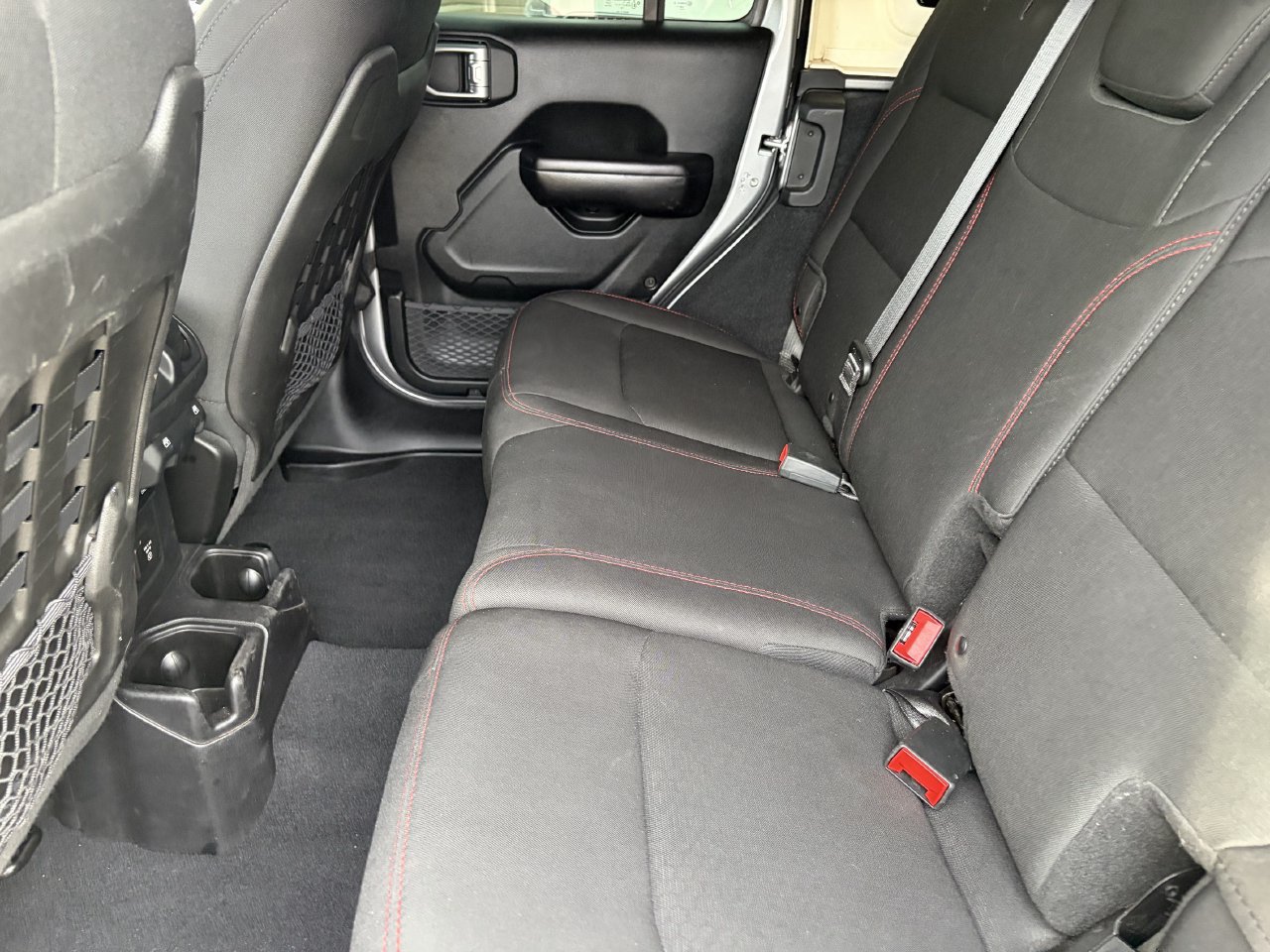 Used 2019 Jeep Wrangler Unlimited Rubicon w/ Safety Group AWD/4WD image 14