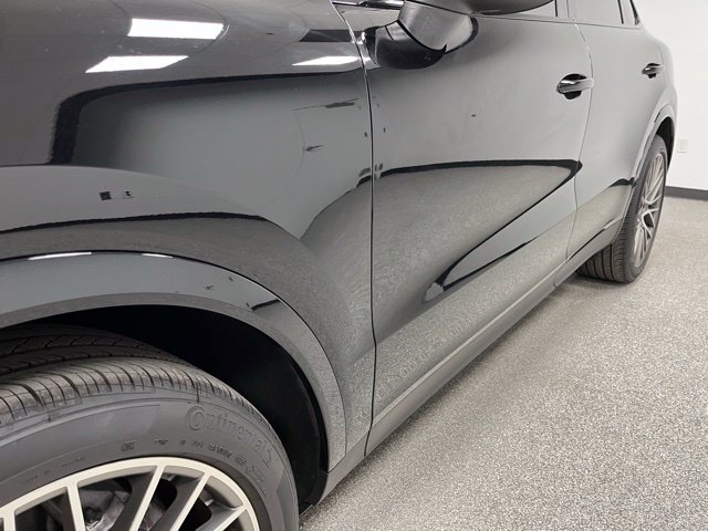 Used 2022 Porsche Cayenne Platinum Edition AWD/4WD image 13