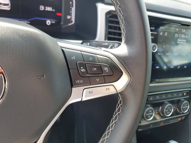 Used 2022 Volkswagen Atlas Cross Sport SE image 28