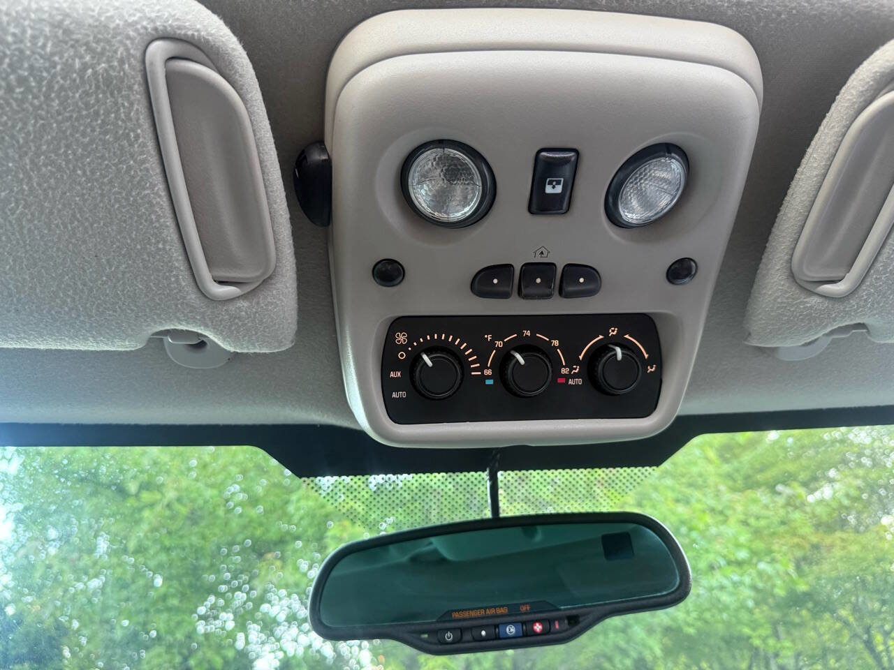 Used 2004 GMC Yukon SLT w/ 1SD Preferred Equipment Group image 51