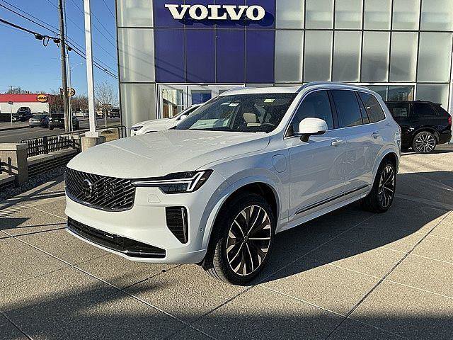 New 2026 Volvo XC90 T8 Plus w/ Protection Package Premier AWD/4WD image 3