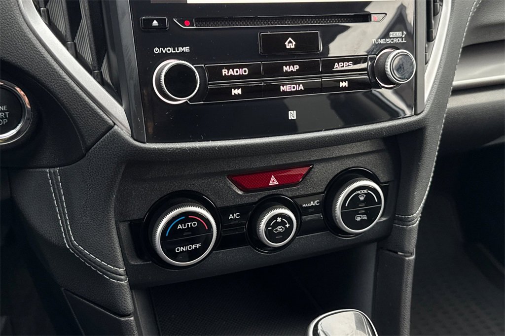 Used 2023 Subaru Impreza 2.0i Limited w/ Popular Package #3 image 24