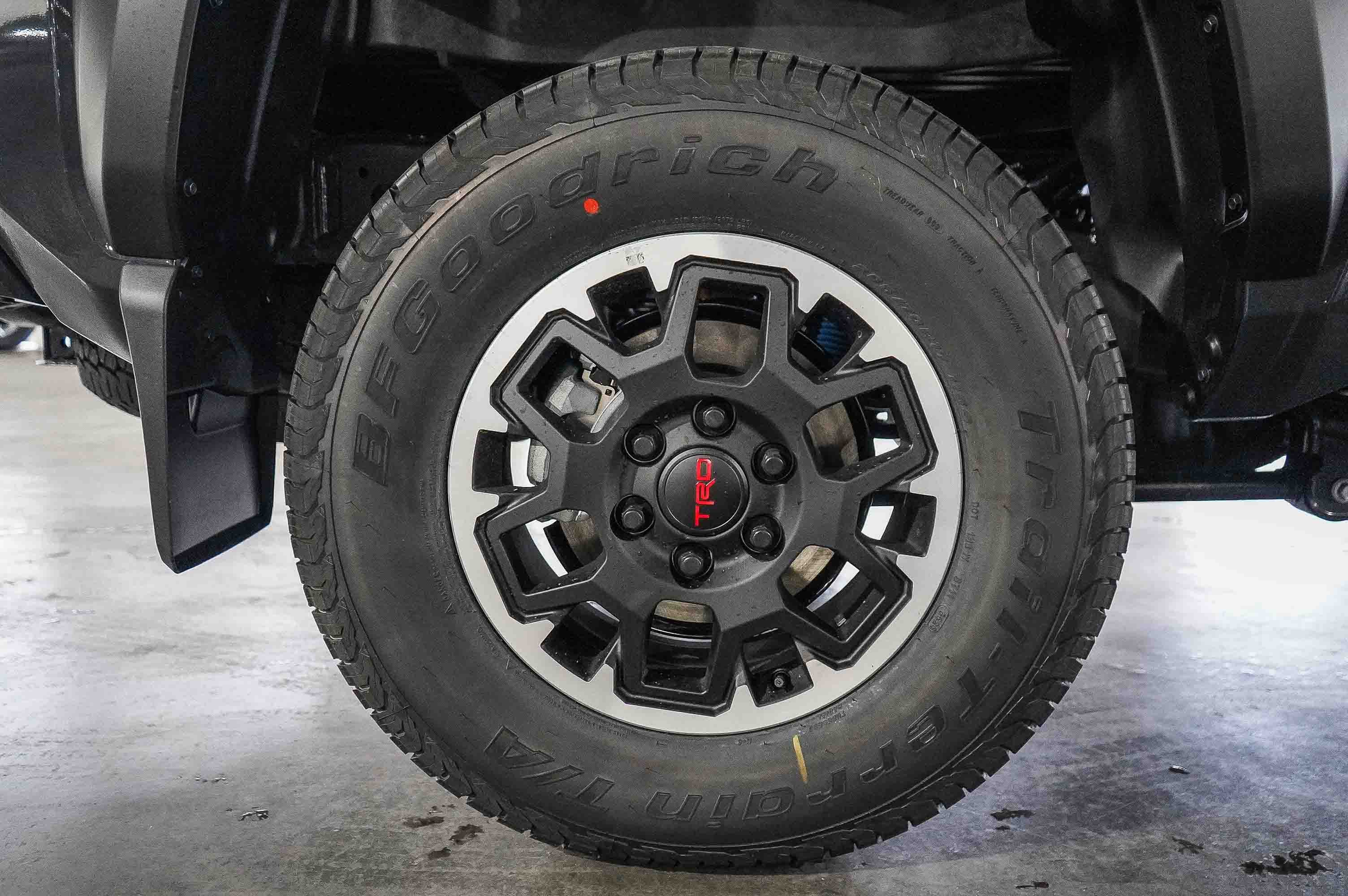 New 2026 Toyota Tacoma TRD Off-Road AWD/4WD image 9