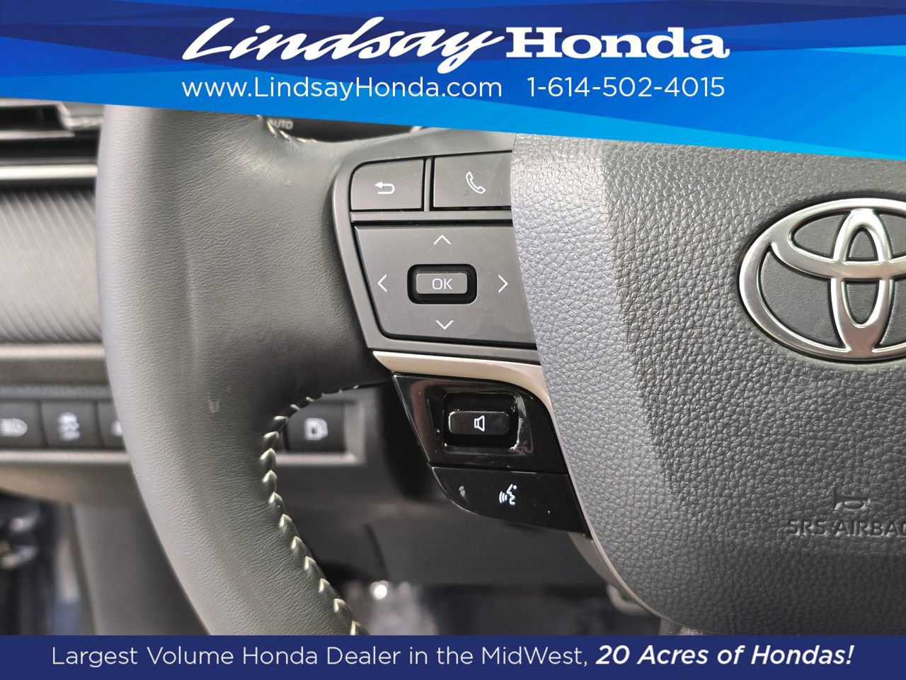 Used 2026 Toyota Camry SE FWD image 17