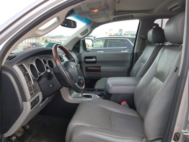 Used 2012 Toyota Sequoia Platinum image 15