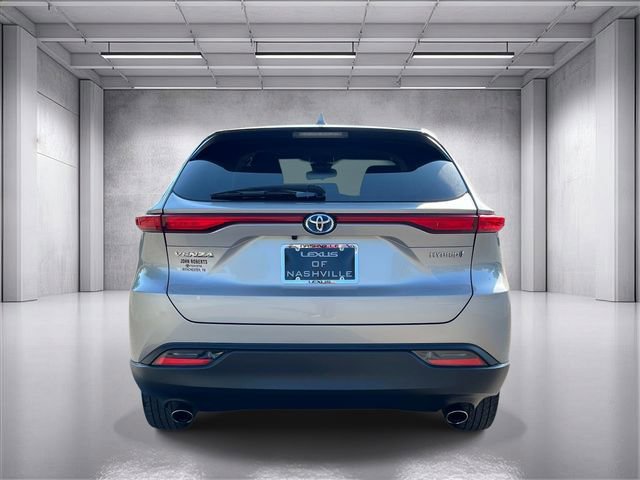 Used 2021 Toyota Venza LE AWD/4WD image 4